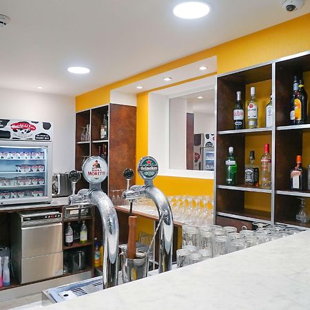 Best Western Plus London Croydon Aparthotel מראה חיצוני תמונה