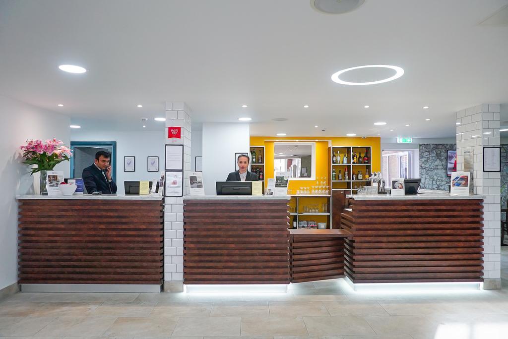 Best Western Plus London Croydon Aparthotel מראה חיצוני תמונה